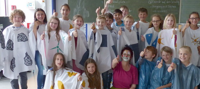 Die Umweltclownin in der Schule